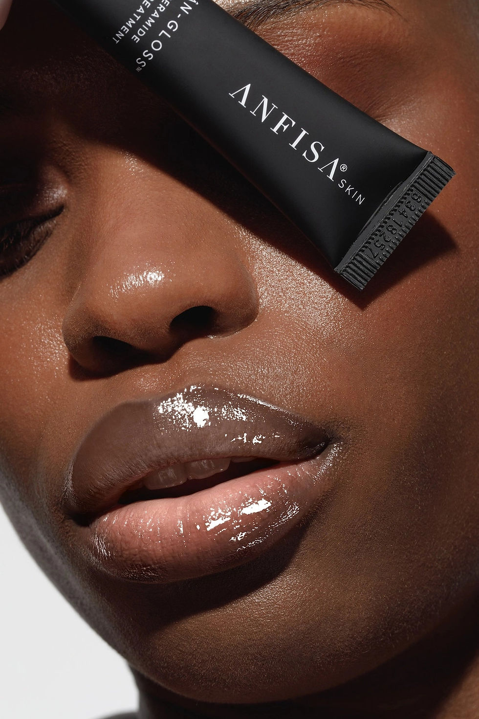 Thumbnail: ÂN-GLOSS Ceramide Lip Treatment