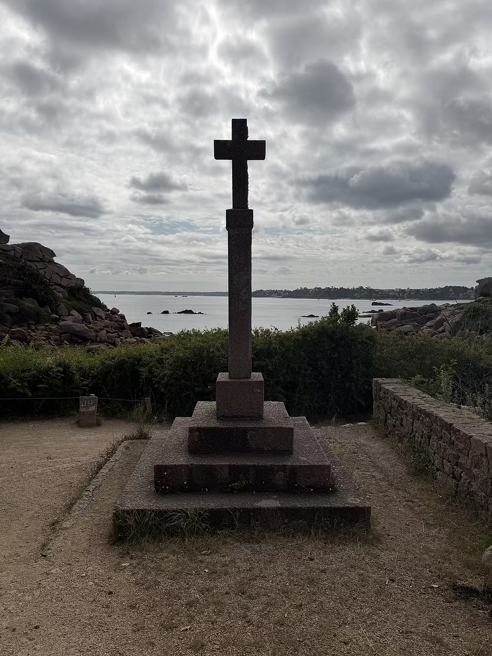 Le calvaire qui joue un rôle important dans ma prochaine romanche de Noël