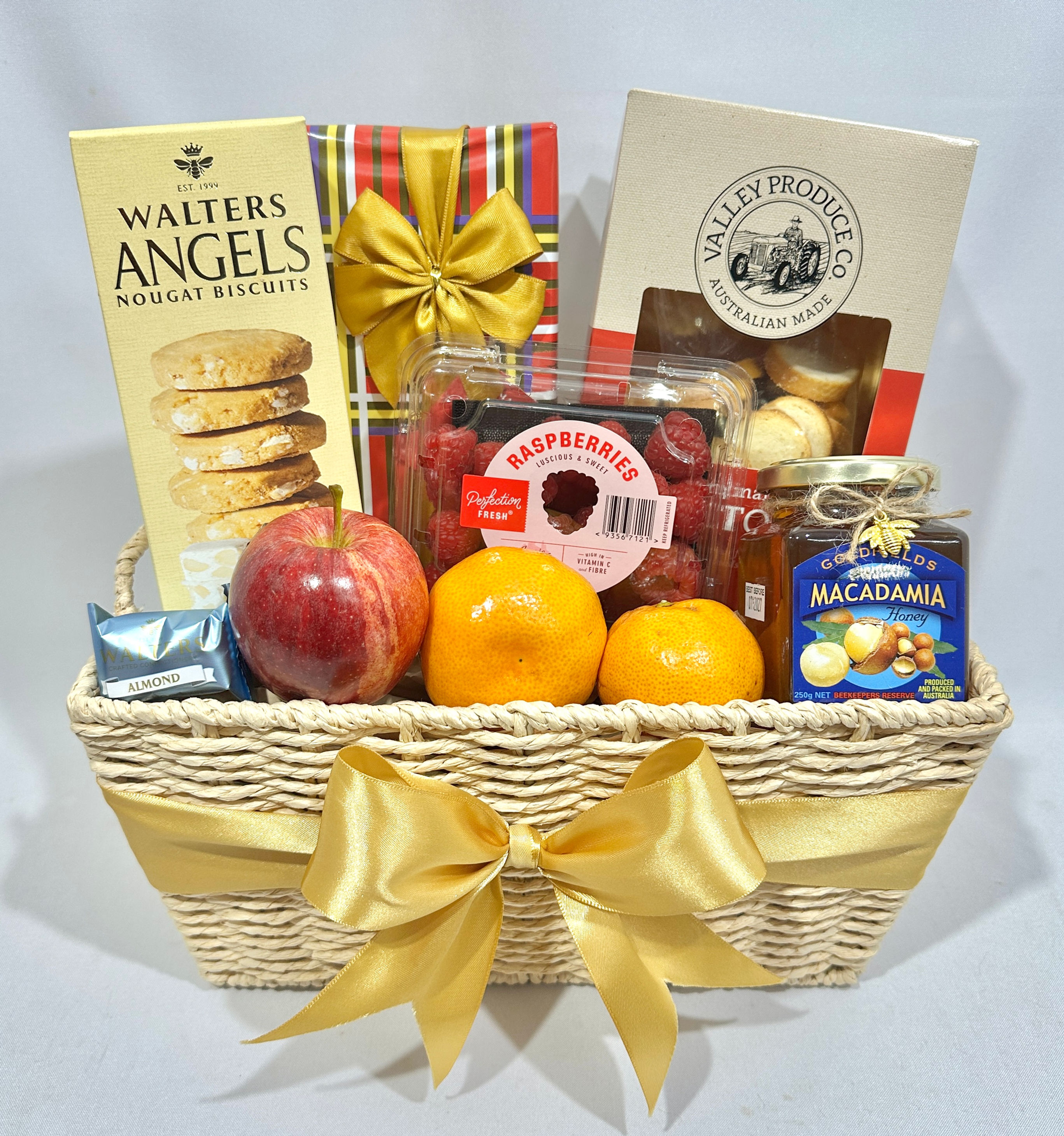 The Fruitful Treat Basket 