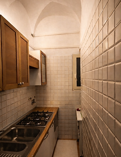Cucina sitocon soffitto a volta.png