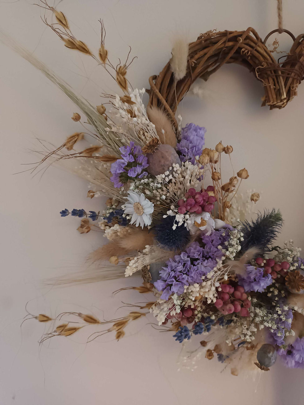 Thumbnail: Heart Shaped Dried Flower Wreath