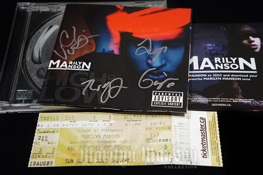 2009 Tour Band Signed High End Of Low CD