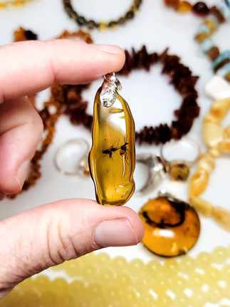 burmese amber 925 silver pendant with insect  inclusion