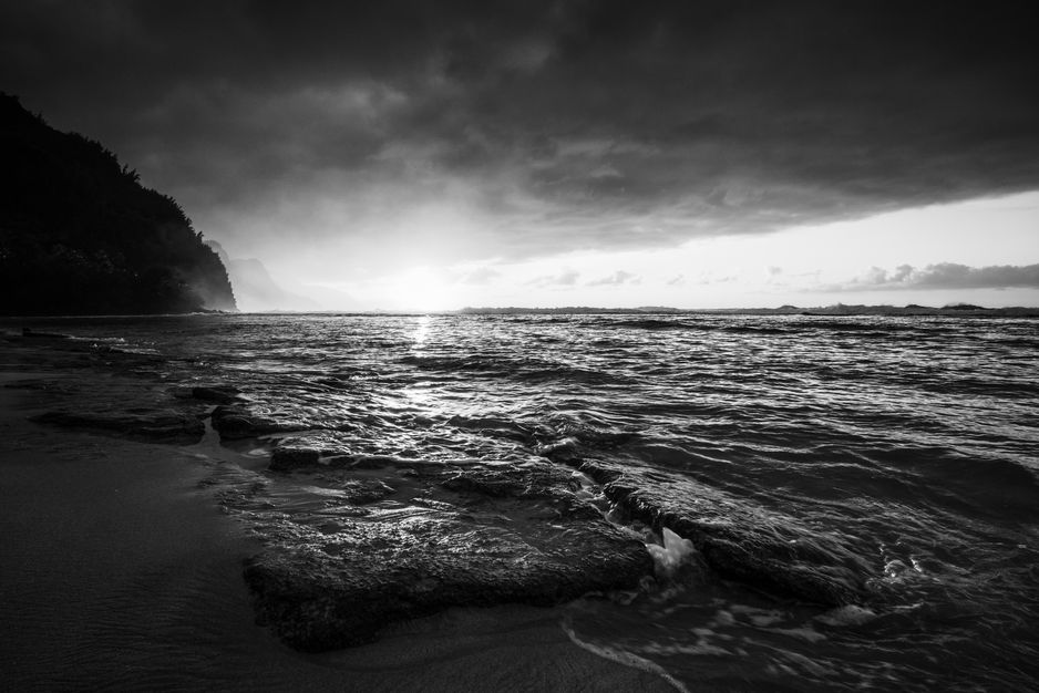 Kaua'i, Hawaii. Sonnenuntergang an der North Shore, Napali Coast.