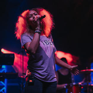 lady on stage.jpeg
