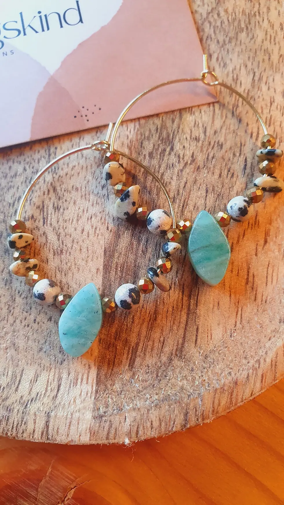 Miniaturbild: HOOPS | Creolen Edelstahl vergoldet | Dalmatinerstein und Amazonit | Simple Chic