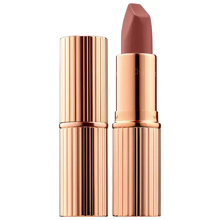 charlotte tilbury matte revolution lipstick pillow talk