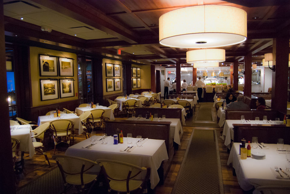 Cedar Creek Grille-8.jpg