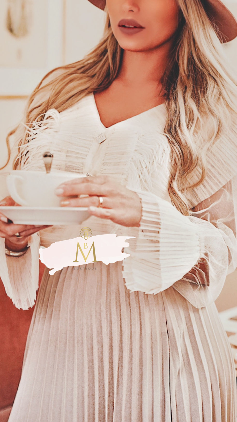 Miniaturbild: MB Bonjour Milady Outfit Set