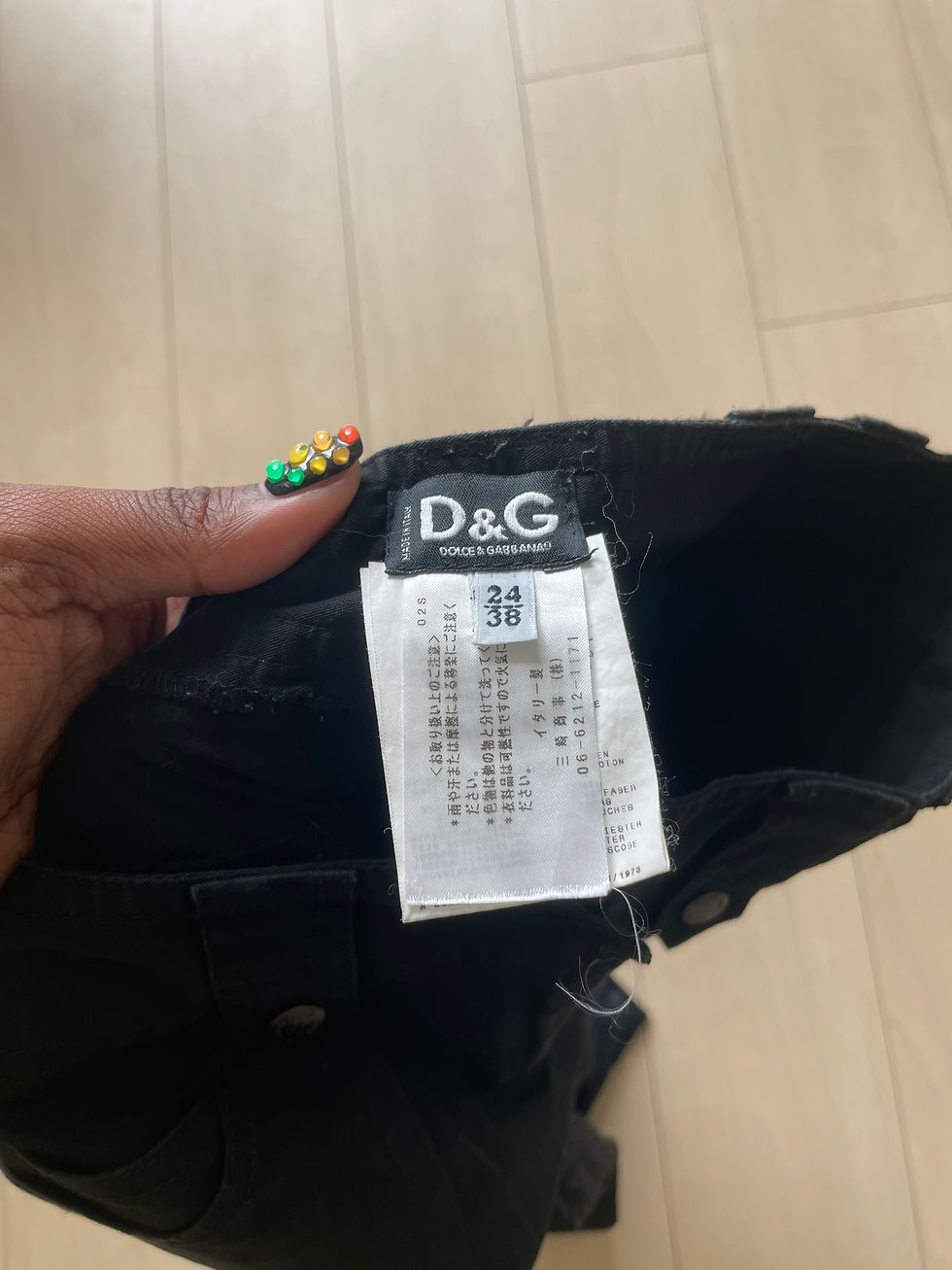 Thumbnail: Dolce and Gabbana early 00’s cargo pants