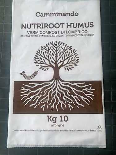 Humus Di Lombrichi NutriRoot 10kg (25 Litri) - Fertilizzante Organico Italiano