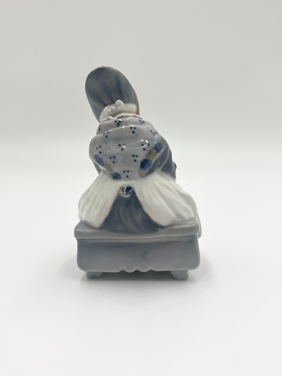 Miniaturebillede: Nr: 1314 - Amagerpige - Royal Copenhagen RC