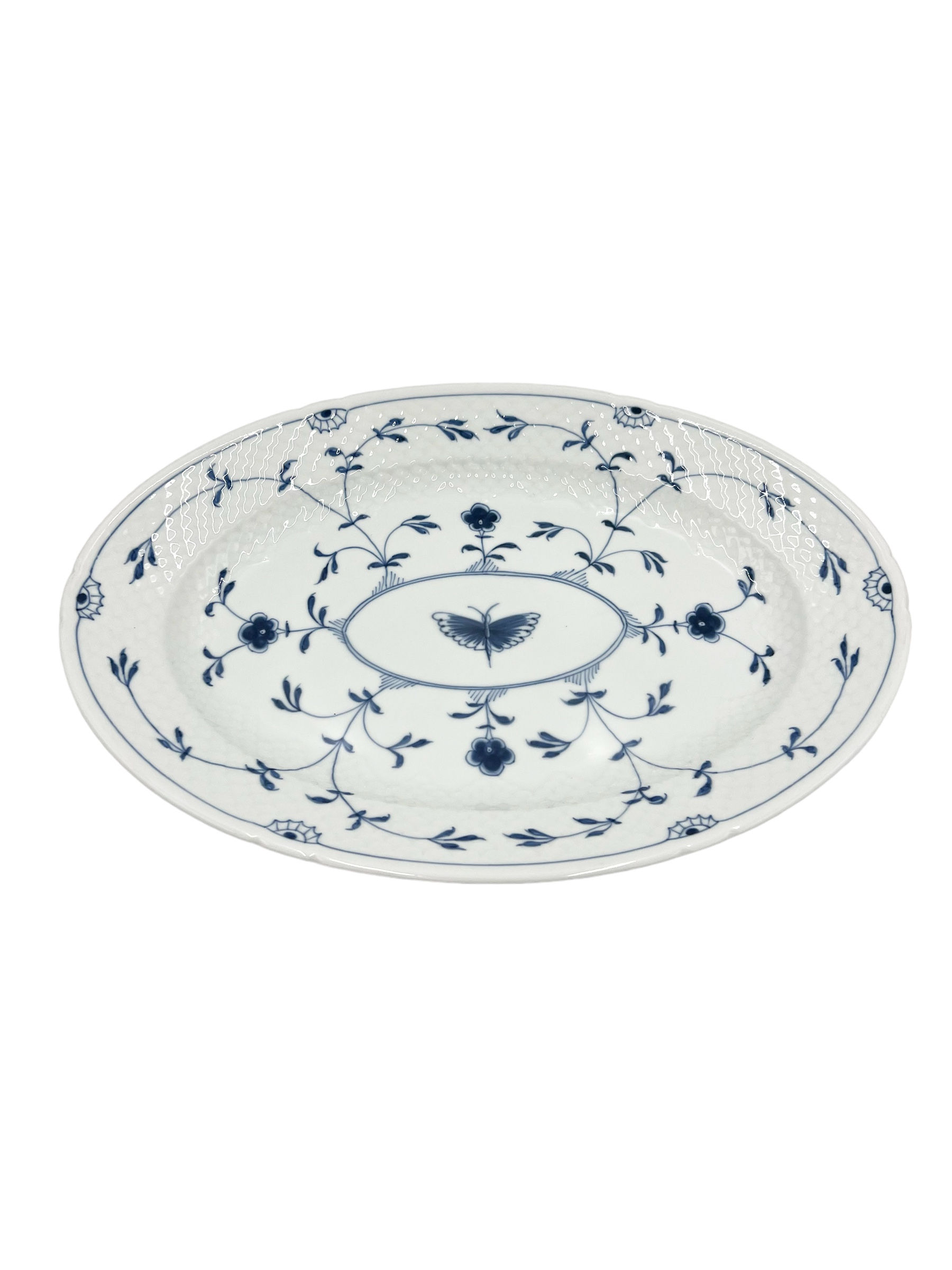 Nr: 15 - Ovalt fad - Sommerfugl Bing og Grøndahl B&G