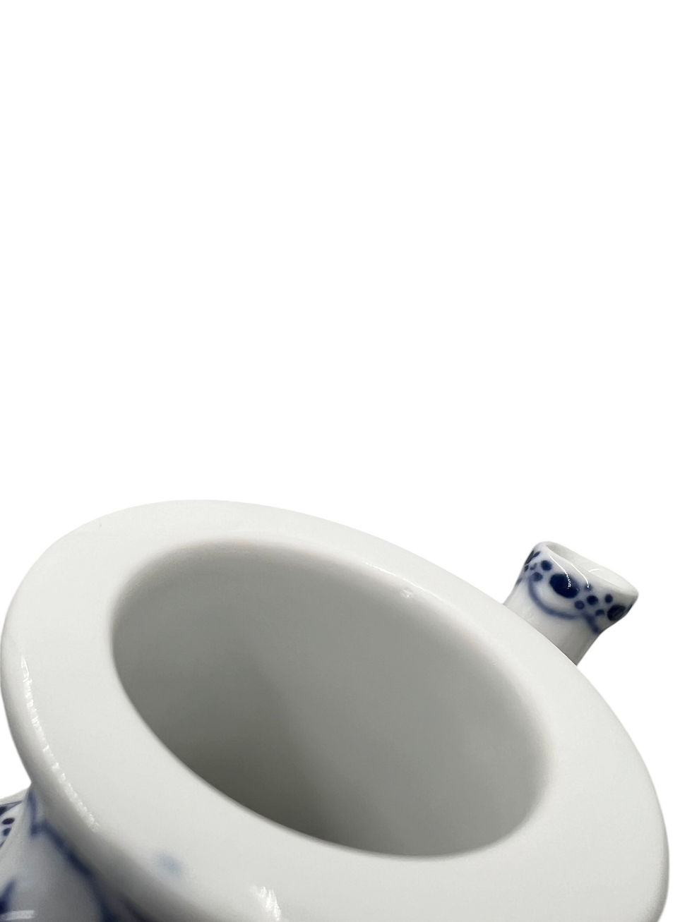 Thumbnail: Nr: 1/647 - Sjælden lille kande - Halvblonde Royal Copenhagen RC