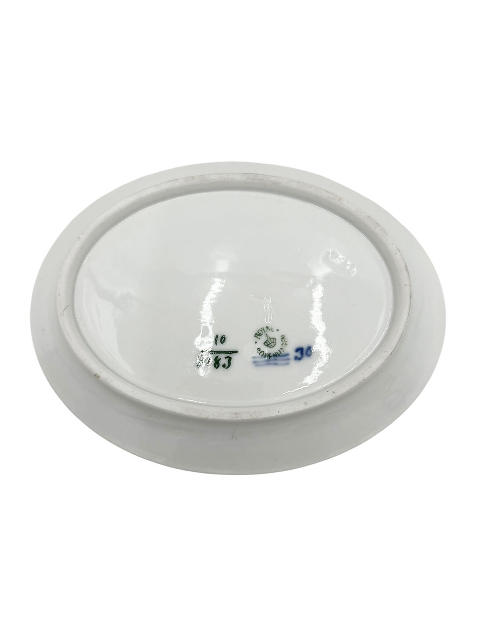 Thumbnail: Nr: 10/8083 - Lille sjælden fad - Blå Blomst Flettet Royal Copenhagen RC