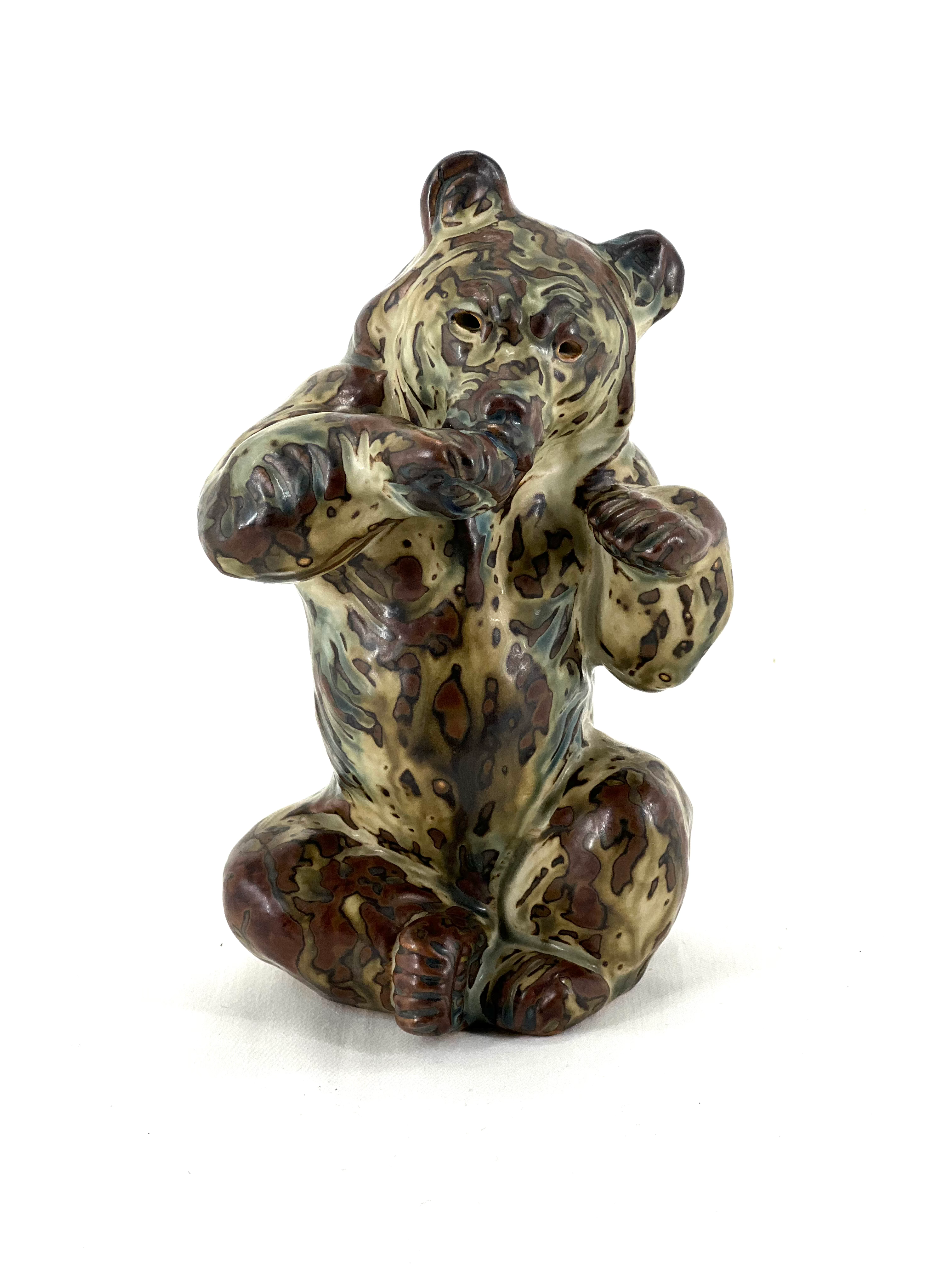 Nr: 21675 - Bjørn - Royal Copenhagen RC