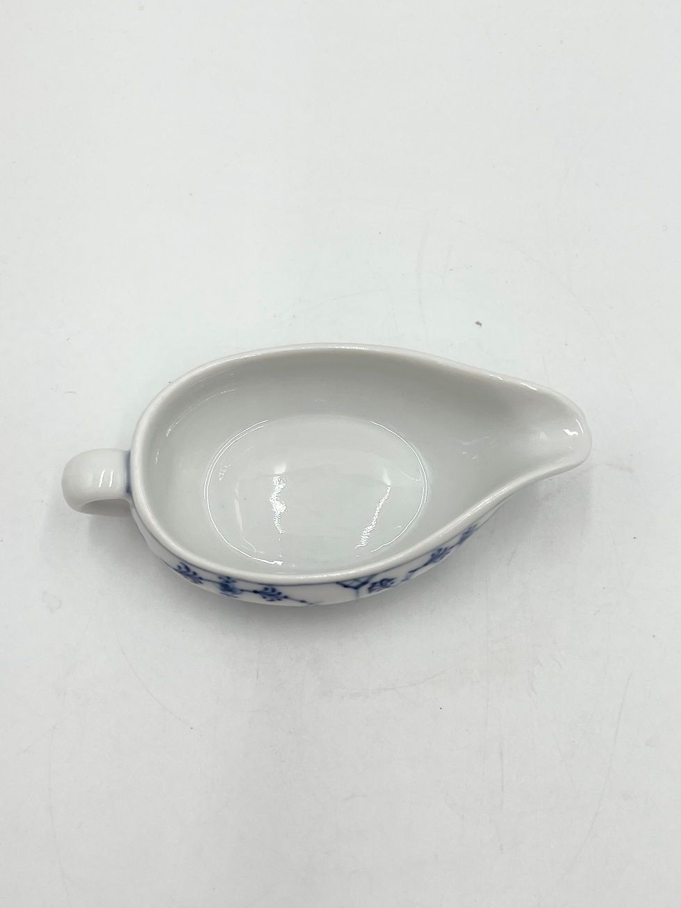 Thumbnail: Nr: 1/2039 - ​​​​​​​Sjælden smørkande - Musselmalet Royal Copenhagen RC