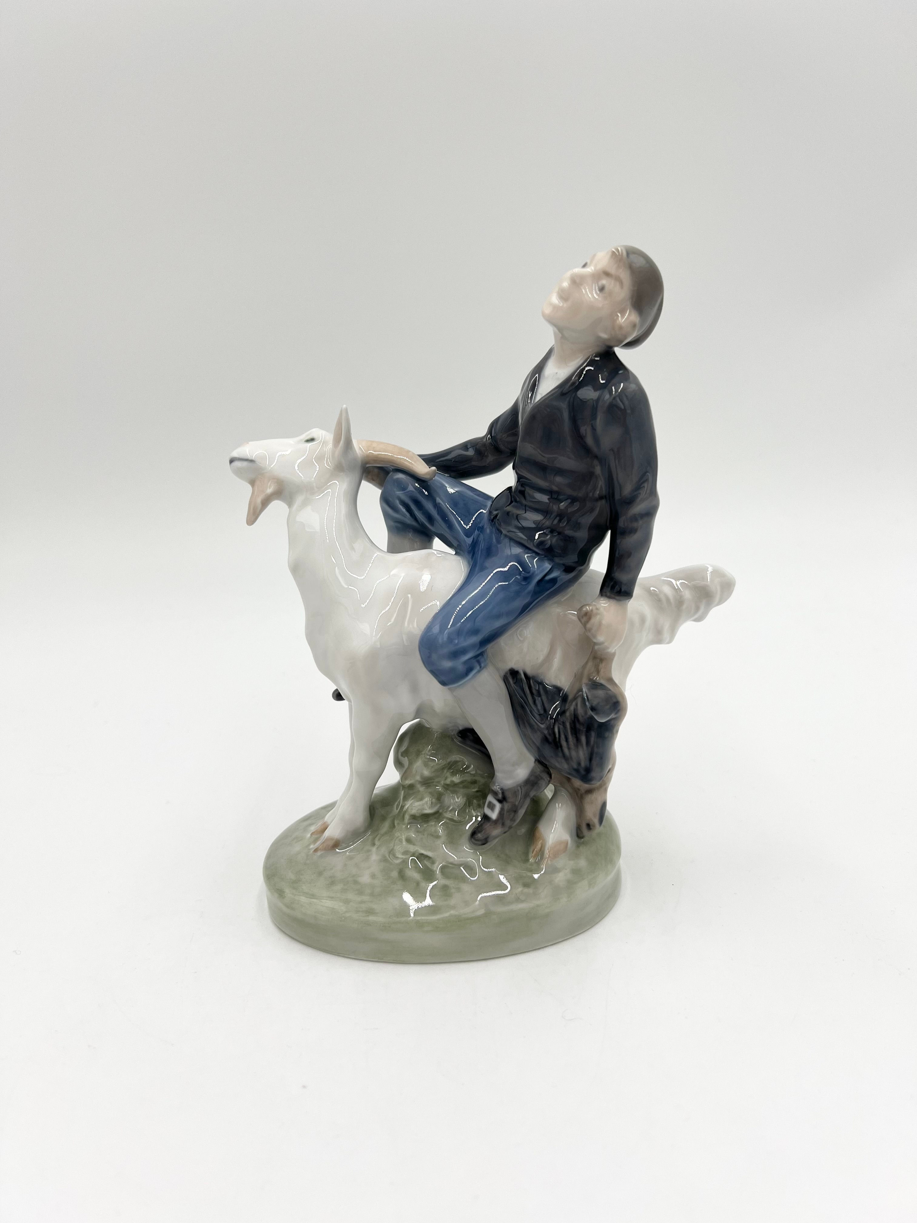 Nr: 1228 - Klodshans - Royal Copenhagen RC