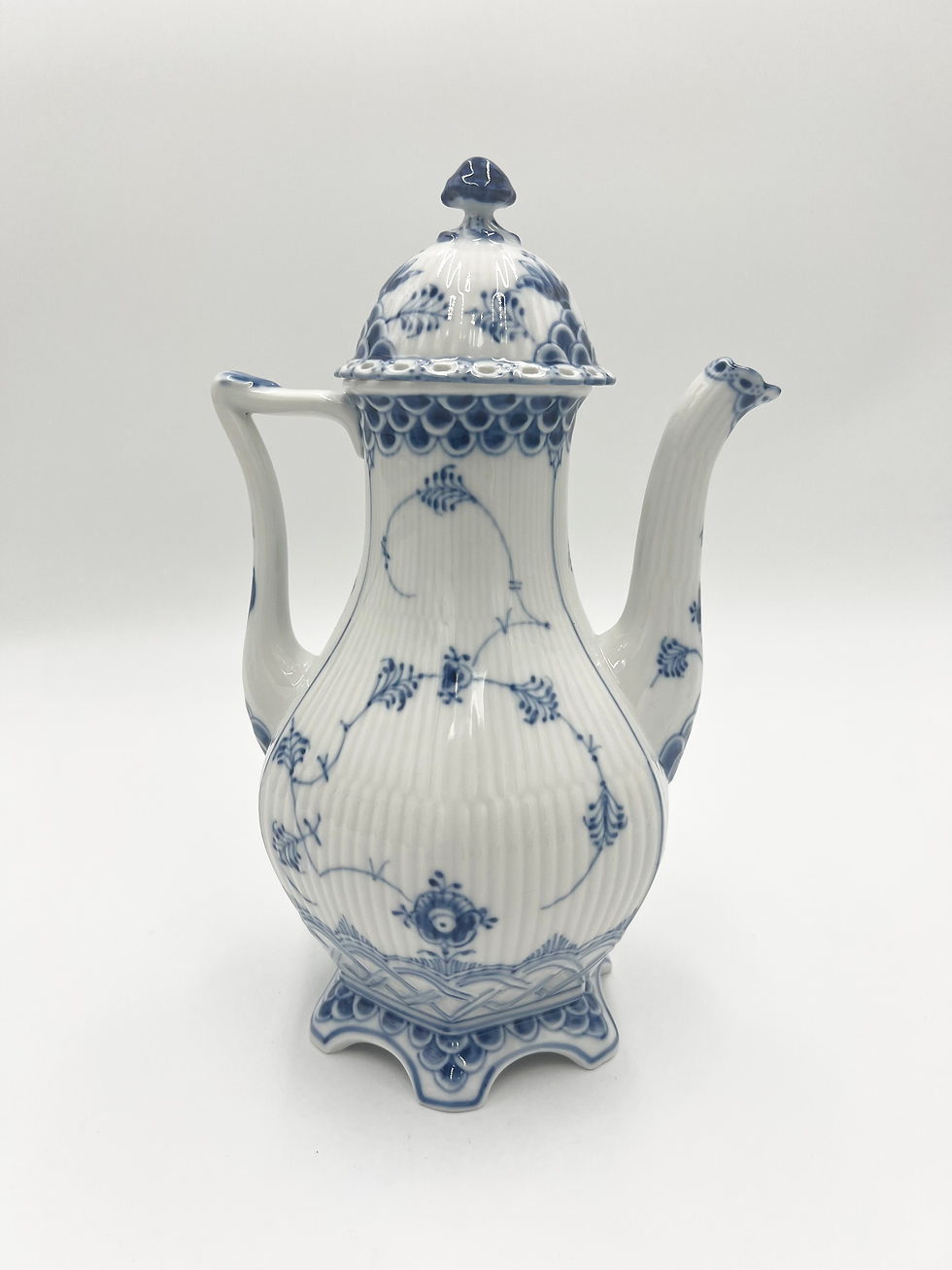 Miniaturebillede: Nr: 1/1202 - Stor Kande - Helblonde Royal Copenhagen RC