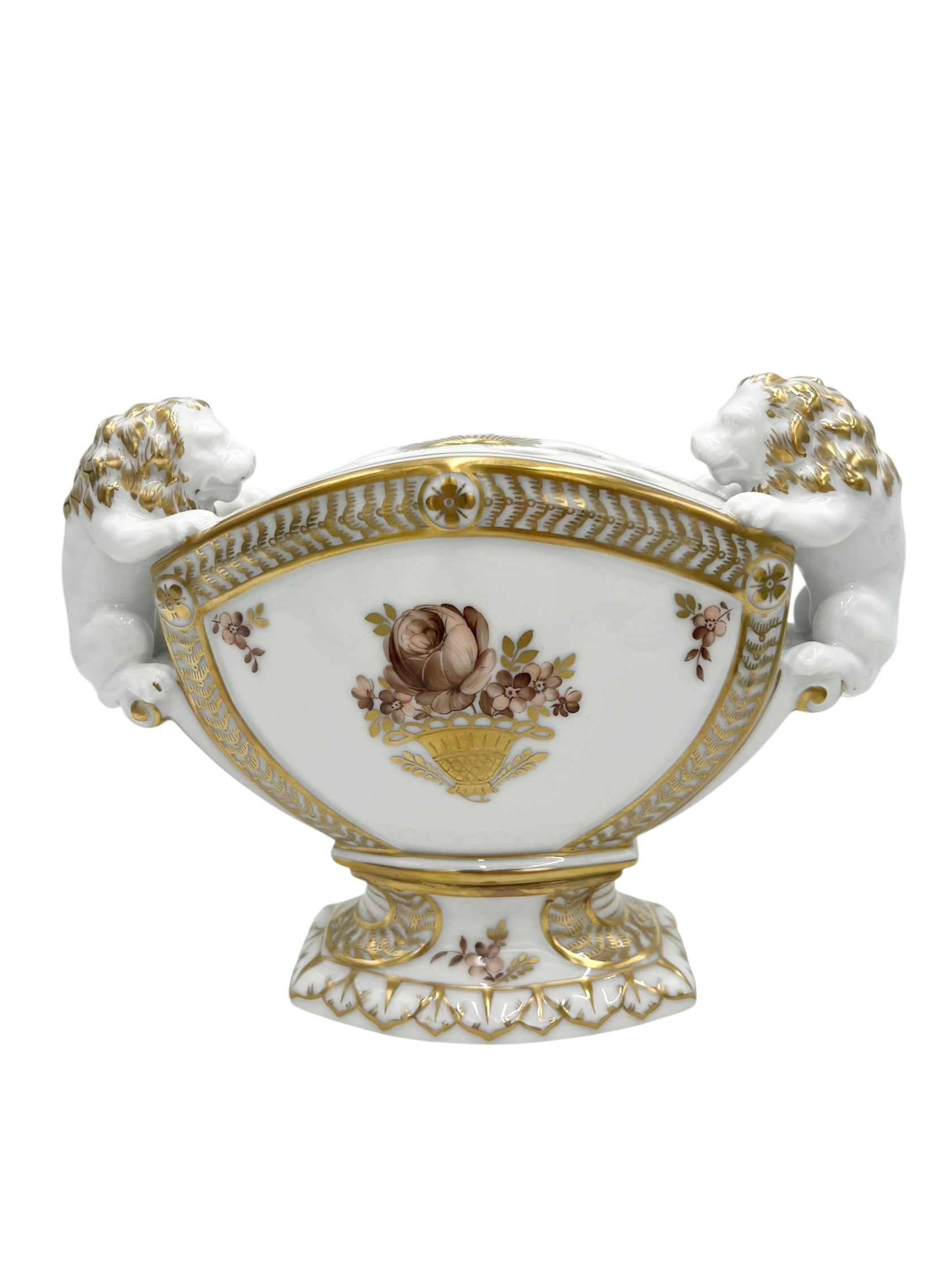 Nr: 5950/1571 - Smuk vase med løver - Royal Copenhagen RC