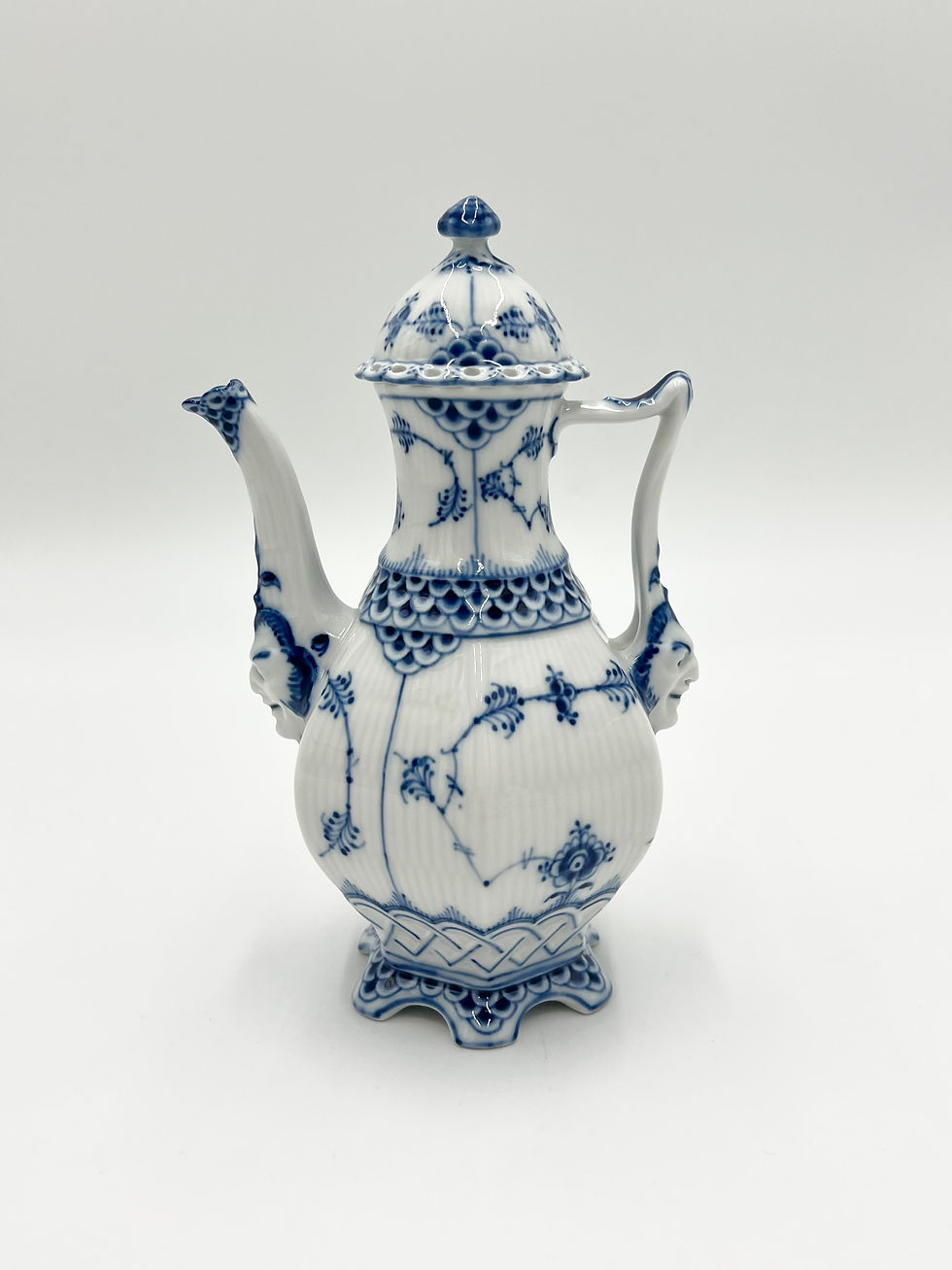 Miniaturebillede: Nr: 1/1030 - Lille kaffekande - Helblonde Royal Copenhagen RC