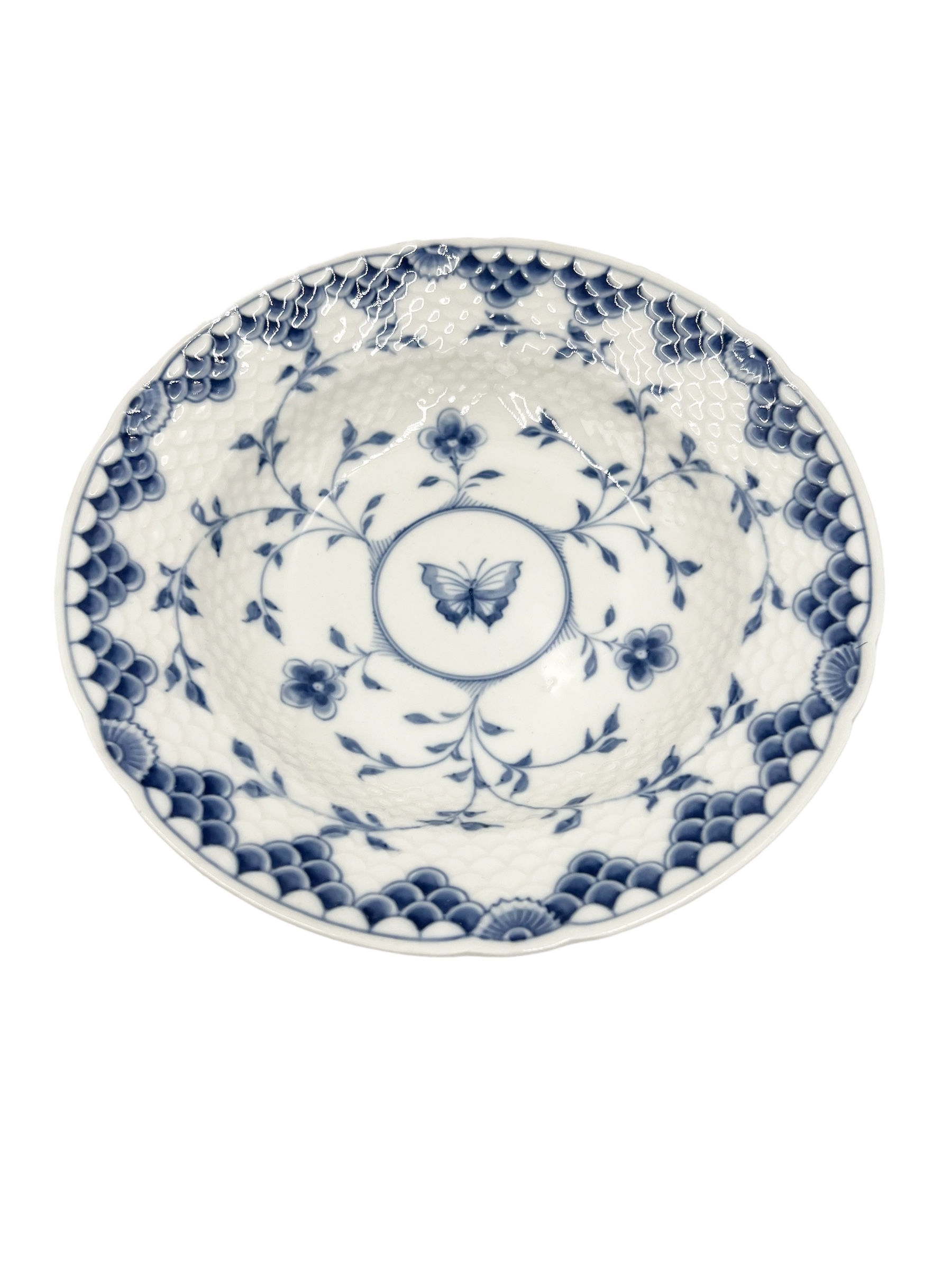 Nr: 22 / 322 - Dyb tallerken - Dickens Sommerfugl Bing og Grøndahl B&G