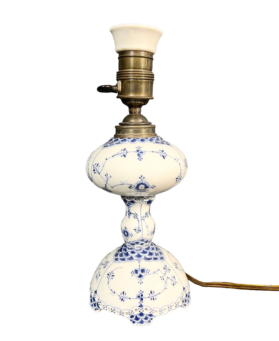 Thumbnail: Nr: 1/426 - Sjælden lampe - Helblonde Royal Copenhagen RC