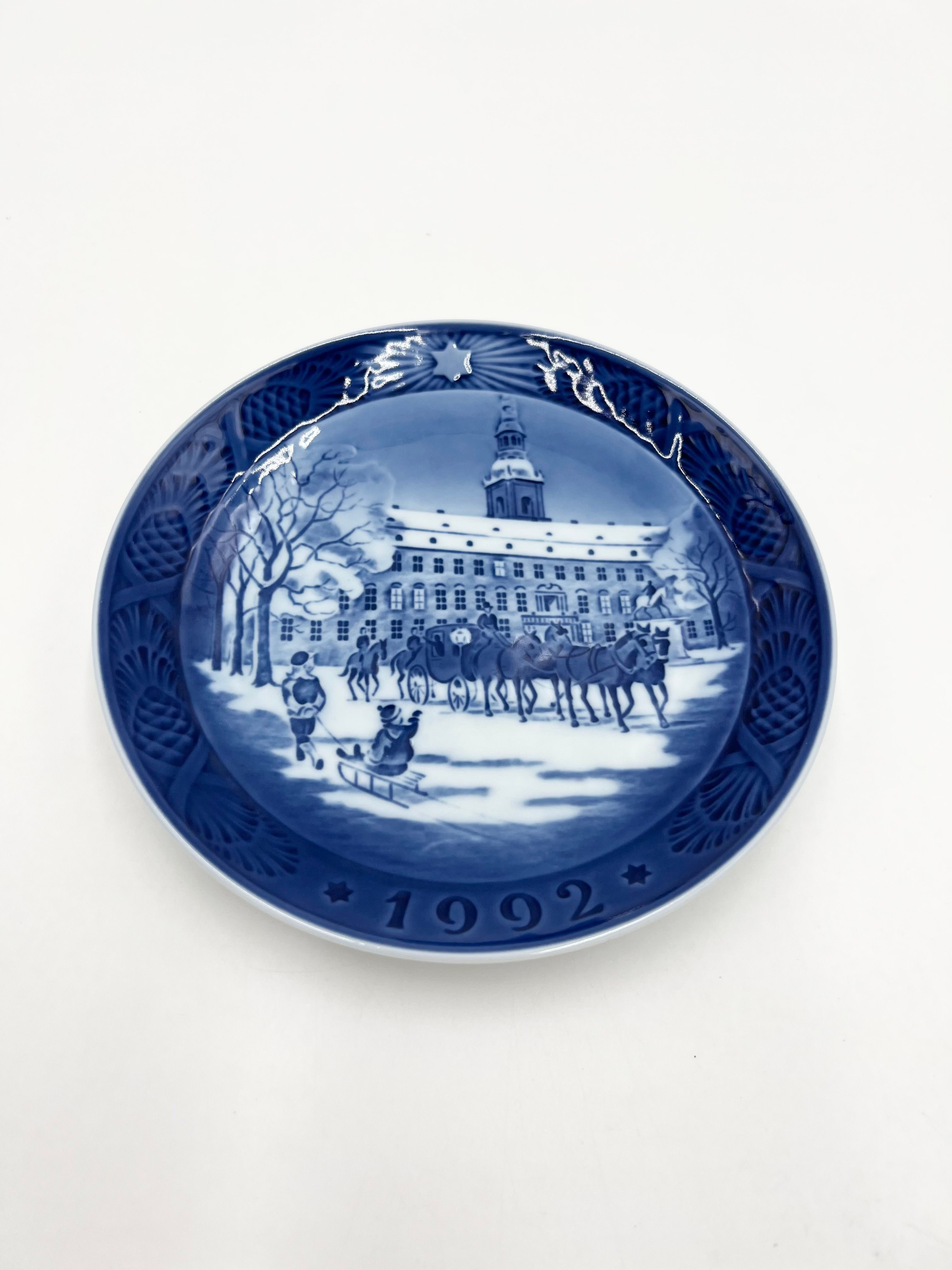 Nr: 1992 - Juleplatte Kongelig Karet -  Royal Copenhagen RC
