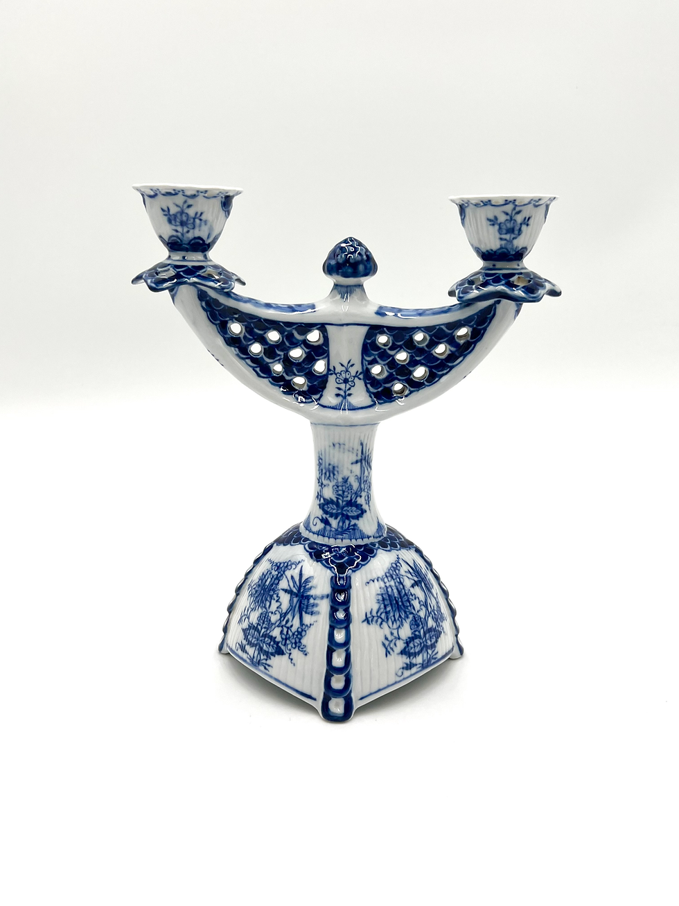 Miniaturebillede: Helblonde lysestage med 2 arme - TYSK - IKKE Royal Copenhagen