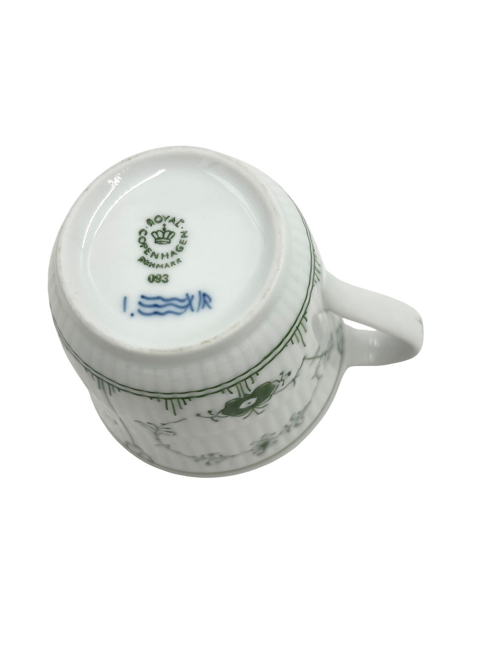 Miniaturebillede: Nr: 093 - Højhangskop - Grøn musselmalet Royal Copenhagen RC