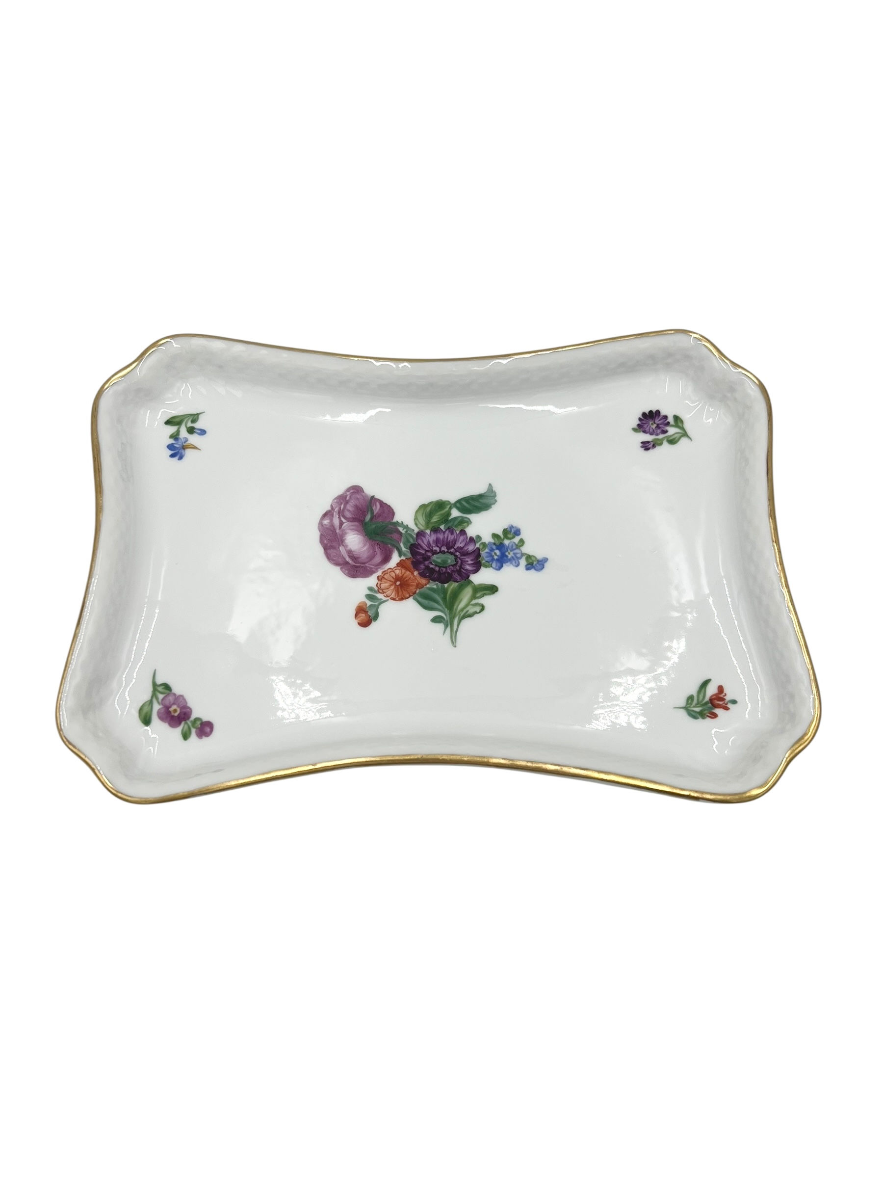 Nr: 493/1694 - Fad - Saksisk Blomst Royal Copenhagen RC