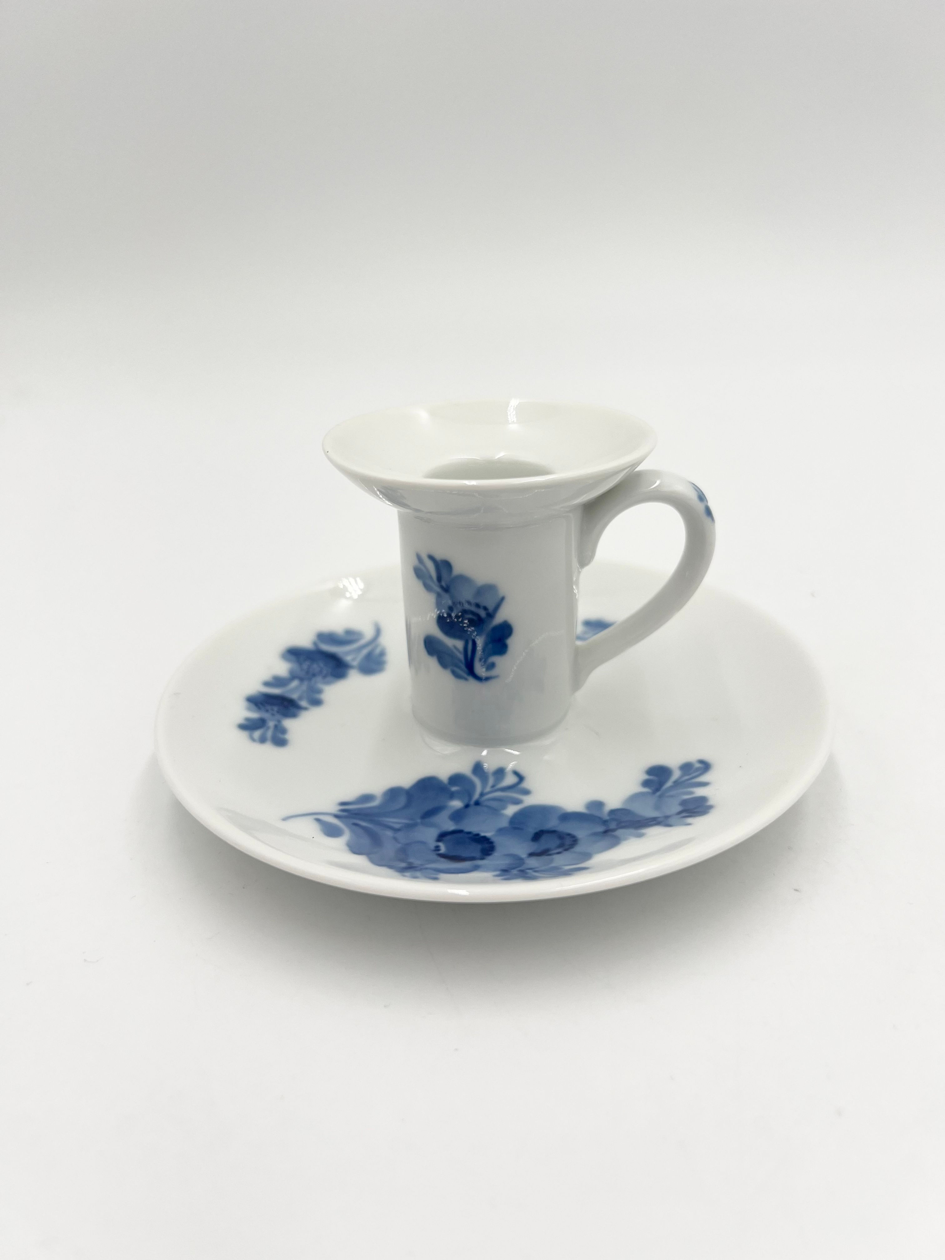 Nr: 10/2307 - Kammerstage / Lysestage - Blå Blomst Flettet Royal Copenhagen RC