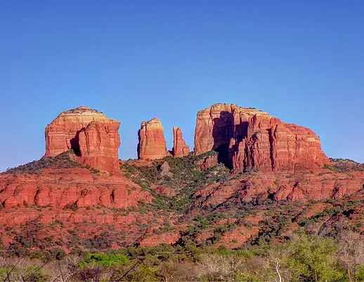 ラスベガスランド オプショナルツアー セドナ日帰りツアー