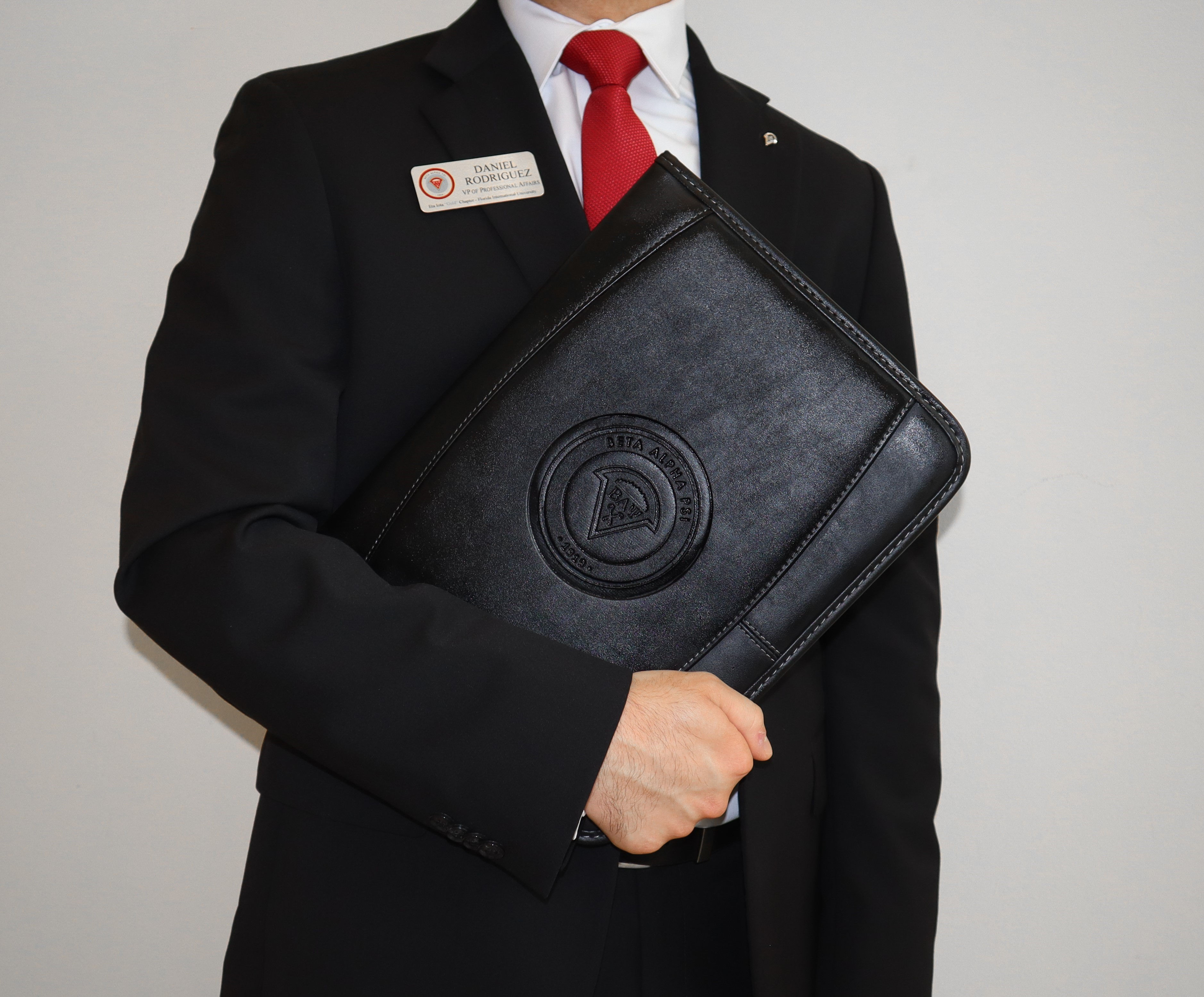BAΨ Padfolio