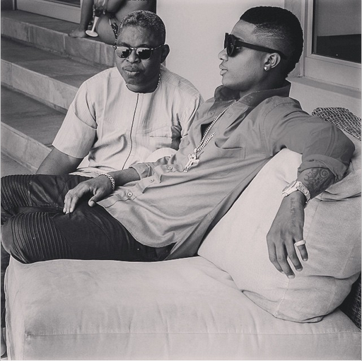 Sunday Are with client Wizkid