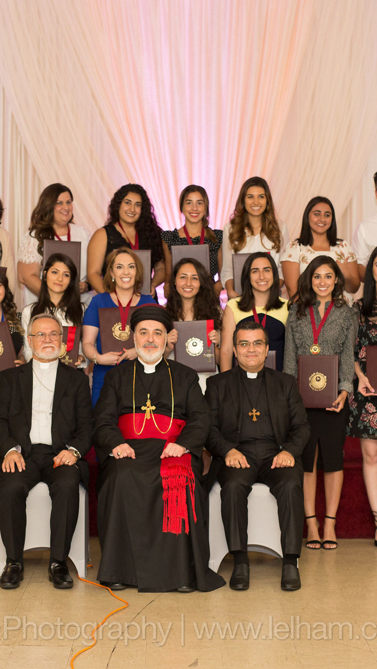 Gurren Lagann porno Chiroyli qizlar bilan oson, chiroyli jinsiy aloqa