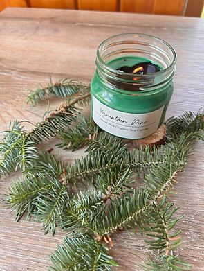 Mountain pine candle