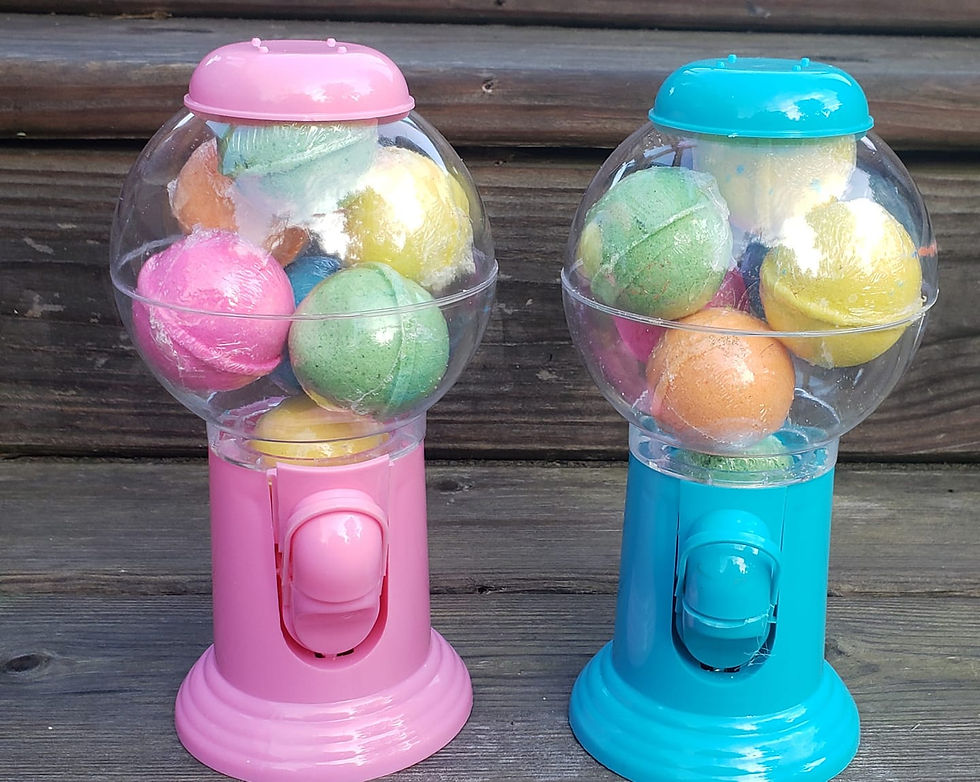 Bubble Gum Machine with Bath bombs