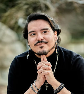 r real vargas alanis_edited.jpg