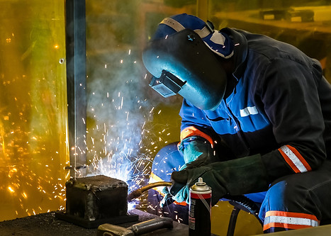 hombre-trabajando-soplete.jpg