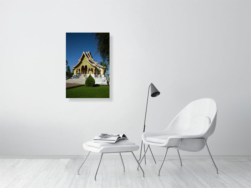 Thumbnail: zenrenity (open collection - borderless print) · Luang Prabang / Laos · 2015