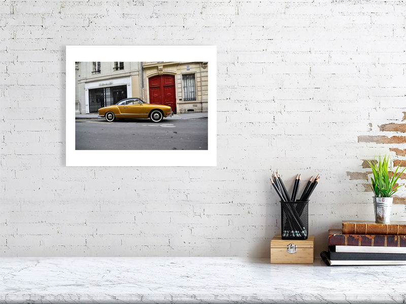 Thumbnail: golden flash (open collection - white border print) · Paris / France · 2021