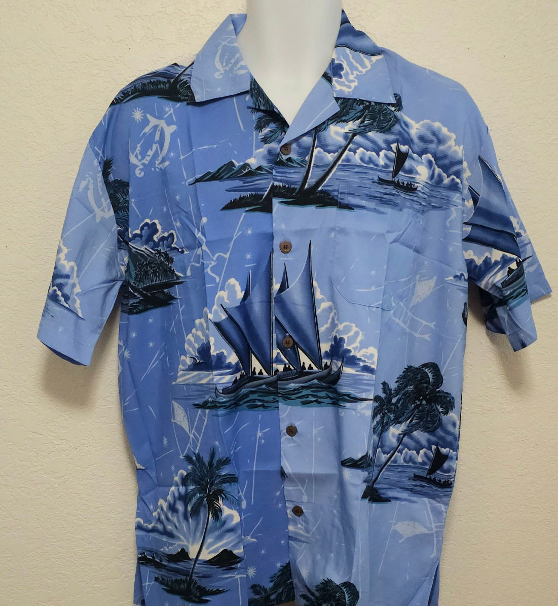 MEN ALOHA SHIRT STYLE#M125 BLUE ISLAND SCENE