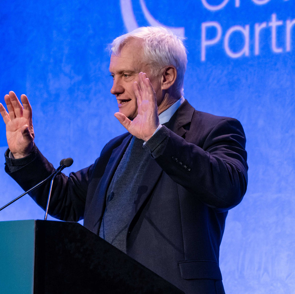 MP addresses London conference