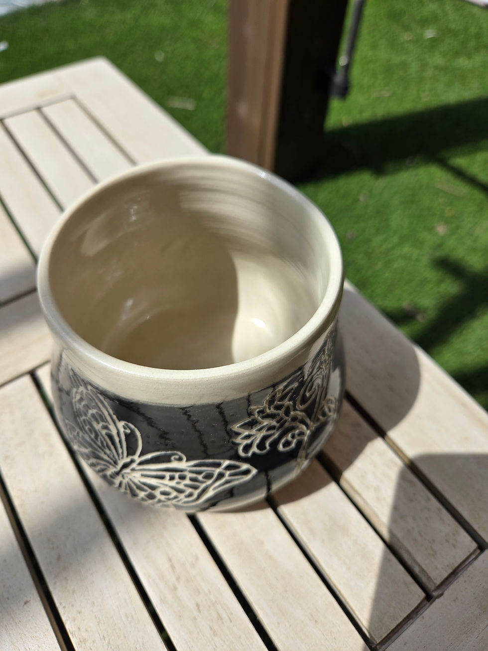 Thumbnail: Black and White Butterfly Vase