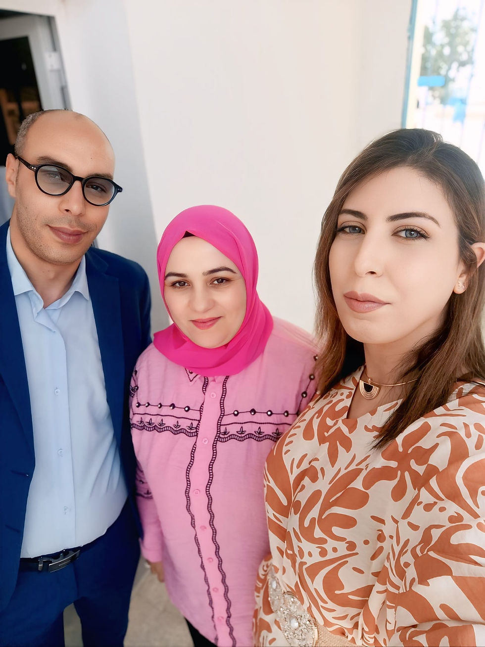Avec mes collègues, Dalel MAKHLOUFI et Abdallah HAMMAMI