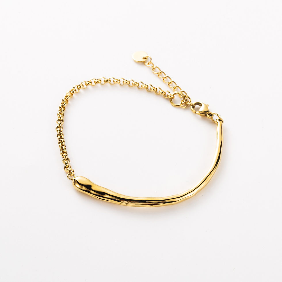 Bracelet original femme en acier inoxydable doré, demi jonc et chaîne satine