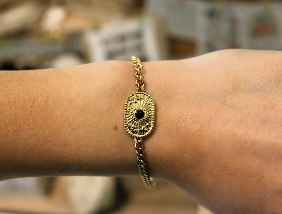 Bracelet original femme en acier inoxydable doré, Onyx noir satine