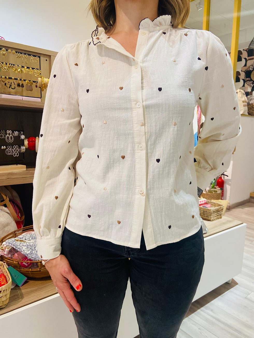 Chemise en coton originale femme brodée cœurs, Carlita season