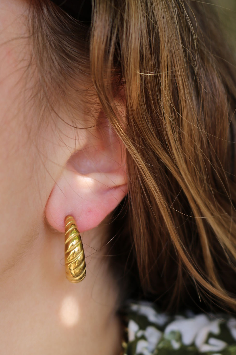 Boucles d'oreilles originales femme acier inoxydable dorées, créole torsadée dorée